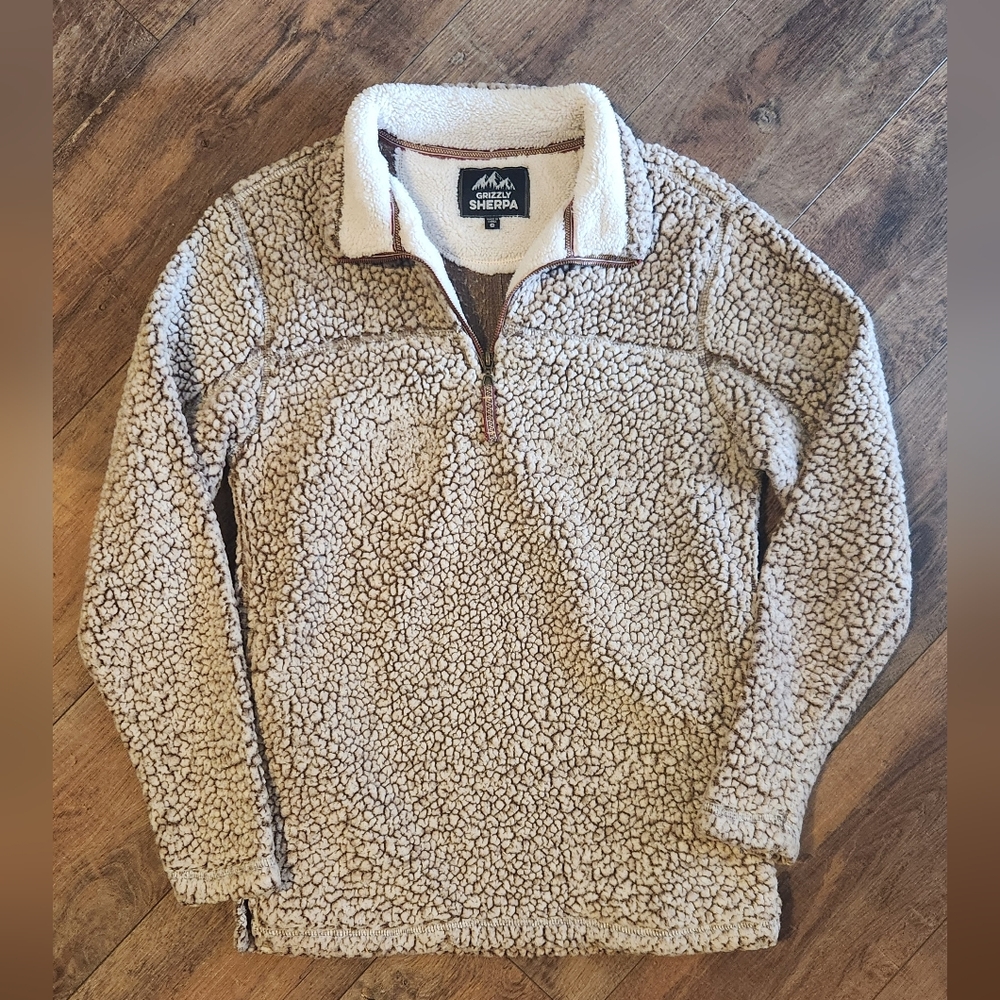 Sherpa Women's Cream Quarter-Zip Fleece